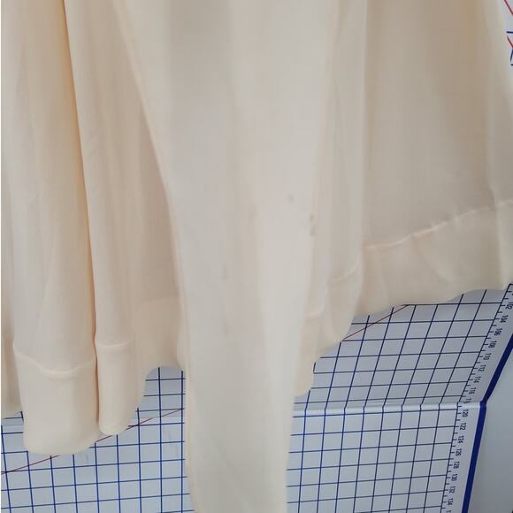 Vintage Beige Lace‑Collar Swing Dress—Belt with Knee Boots & Structured Coat (M) - Picture 11 of 15